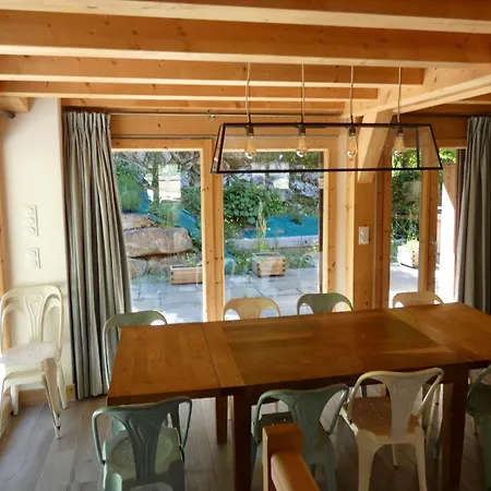 Maison Deux Cent Horská chata *